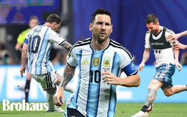 Chiếc áo lót gắn đầy cảm biến, mạch điện của Messi