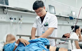 Thông tin mới nhất về sức khỏe các nạn nhân vụ xe khách lao khỏi cao tốc