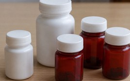Nóng: Bệnh viện Bạch Mai cảnh báo khẩn về 1 LOẠI thuốc, người dân tuyệt đối không sử dụng