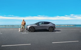 Lynk & Co tăng tốc chiến lược điện hóa bằng mẫu SUV đô thị mới