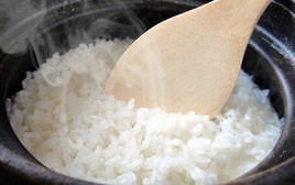 3 thói quen cắm cơm cần bỏ ngay lập tức