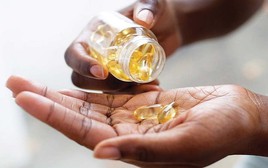 Gan 'kêu cứu' do thói quen lạm dụng thực phẩm chức năng