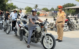 Tất cả người dân chú ý quy định mới nhất của Bộ Công an về cấp Giấy phép lái xe