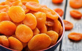 Đừng chỉ ăn chuối và cam: 4 loại trái cây này mới là "cực phẩm" của mùa hè, mọng nước, ngọt mát và giàu dinh dưỡng