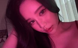 "Thả nhẹ" một bức ảnh mới, "phú bà" của làng game Việt khiến MXH điêu đứng với nhan sắc cực phẩm