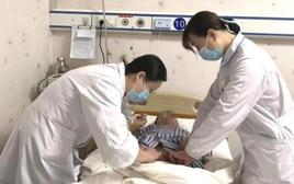 Loại ung thư đang tăng nhanh ở người trẻ: Bác sĩ cảnh báo 6 dấu hiệu sớm, ăn đúng 4 nhóm thực phẩm sẽ giảm nguy cơ