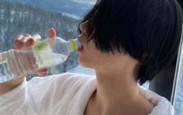 Buồn vệ sinh ngay sau khi uống nước là thận khỏe hay thận yếu? Các bác sĩ thừa nhận: Thận mắc bệnh nước tiểu lộ ra 4 thứ