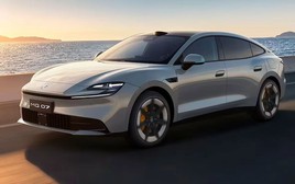 Tin xe 11/8: MG 07 PHEV gây chú ý, Mercedes-AMG GT 53 EV xuất hiện