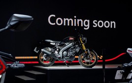 Yamaha XSR155 2026 ra mắt với phuộc USD và phanh ABS 2 kênh gây sốt Đông Nam Á