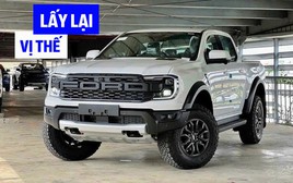 Ford Ranger chính thức đòi lại ngôi vương phân khúc: Hilux hụt hơi, khoảng cách cộng dồn xa vời vợi!