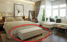 Vì sao phía cuối giường ở khách sạn luôn có 1 băng ghế dài?