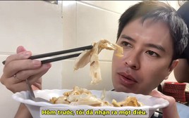 Khách Nhật ăn gà Hà Nội rồi ví như "say nắng một cô bé kém tuổi", mê đến mức muốn ăn liền 3 bát