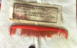 Khai quật mộ liệt sĩ, thấy mẩu giấy ghi 'Nguyễn Văn Dục, Hà Tây'