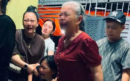Uống nhầm thuốc chuột, hai chị em gái 3 tuổi và 1 tuổi tử vong