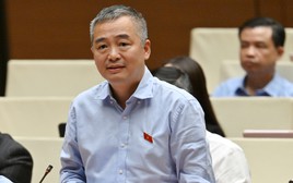 ĐBQH: Sức ép tự chủ khiến bác sĩ tìm đường lên thành phố, mở phòng khám tư