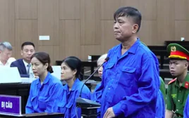 Nhận hối lộ 16 tỷ đồng, luật sư cho rằng cựu Thứ trưởng Nguyễn Bá Hoan phạm tội 'không vì tiền'