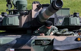 Ba Lan đưa 28 xe tăng K2 Hàn Quốc tới khu vực biên giới Nga