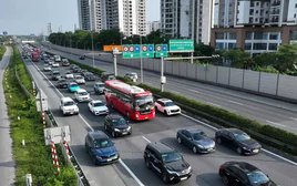 Cục CSGT nói về xử phạt phương tiện vi phạm khoảng cách trên cao tốc