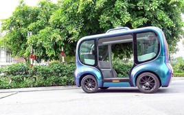 Hà Nội cho phép thử nghiệm xe buýt tự lái, robot taxi, robot giao hàng
