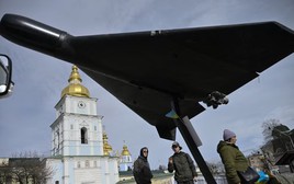 Ukraine hỗ trợ NATO
