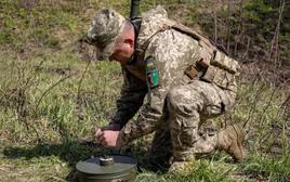 Ukraine đứng trước nguy cơ sụp đổ trên tất cả chiến tuyến