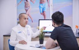 Mặc quần bó cả ngày lẫn đêm, người đàn ông 36 tuổi phải đi khám gấp