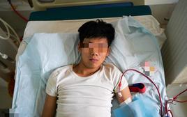 Ngày càng có nhiều người tử vong vì suy thận, bác sĩ nói thẳng: 5 thói quen buổi tối "phá thận" nhanh hơn nhịn tiểu