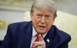 Tổng thống Mỹ Trump dọa tấn công 'nhiều hơn nữa' các tàu chở dầu của Iran