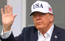 Tổng thống Trump nói Mỹ ‘có thể ở lại Iran và giữ lấy dầu’, giống như Venezuela
