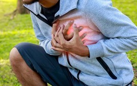 Ngày càng nhiều người đột tử do tim: Bác sĩ chỉ rõ 4 tín hiệu không được bỏ qua