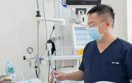 [CLIP] Nạn nhân 15 tuổi trong vụ cháy nhà lúc rạng sáng ở TPHCM bị bỏng 91%, đang thở máy