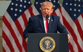 Ông Trump nói sẽ đưa ra 'quyết định lớn' về Iran