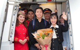 Hôm qua - 20/9, tỷ phú Nguyễn Thị Phương Thảo có mặt trên 1 chuyến bay đặc biệt