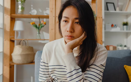 Cưới người mới quen để thoát tiếng 'gái ế', tôi lao vào cuộc hôn nhân địa ngục