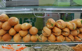 Vì sao những ổ bánh mì thơm ngon có thể khiến hàng trăm người nhập viện?