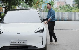 Chỉ mất 5 phút để chốt xe, Only C “chê” gì sau một tháng sử dụng Geely EX2?
