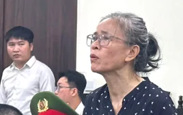 Cựu Chi cục trưởng An toàn vệ sinh thực phẩm khai doanh nghiệp 'tự nguyện' đưa tiền