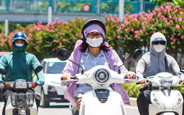 Miền Bắc tăng nhiệt trước khi đón mưa dông             