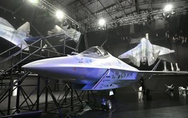 Tiêm kích tàng hình hạng nhẹ Su-75 trực tiếp thách thức F-35