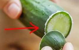 Dưa chuột đắng: Nên cắt bỏ phần đầu hay vứt cả quả?