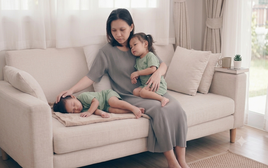 Nhiều đêm nằm trong phòng, tôi bỗng thấy sợ khi nghe tiếng ho của bố chồng, tiếng nói chuyện của mẹ chồng