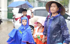 Trường phát hiện nhiều vấn đề sau bữa ăn bán trú lèo tèo vài món