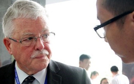GS Carl Thayer: “Việt Nam cần tối đa hóa cơ hội chủ nhà APEC”