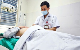 Làm "chuyện ấy" sai tư thế, người đàn ông nhập viện