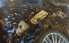 VIDEO: Xe sang Range Rover dập nát khi đấu đầu xe khách
