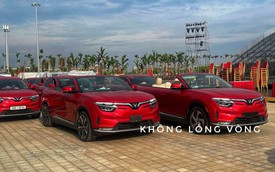 Cơ hội xem tận mắt bộ đôi VinFast VF 8 mui trần tại Hải Phòng: Thiết kế như xe thương mại, có 2 phiên bản