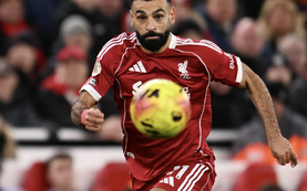 Salah trở lại, Liverpool hạ đẹp Brighton bằng màn tỏa sáng của Ekitike