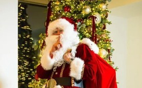 Ronaldo, Haaland và các ngôi sao bóng đá tưng bừng đón Giáng sinh