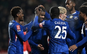 Chặng nghỉ đông ấn tượng của bóng đá Anh