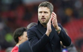 Carrick kêu gọi bình tĩnh sau khởi đầu ấn tượng